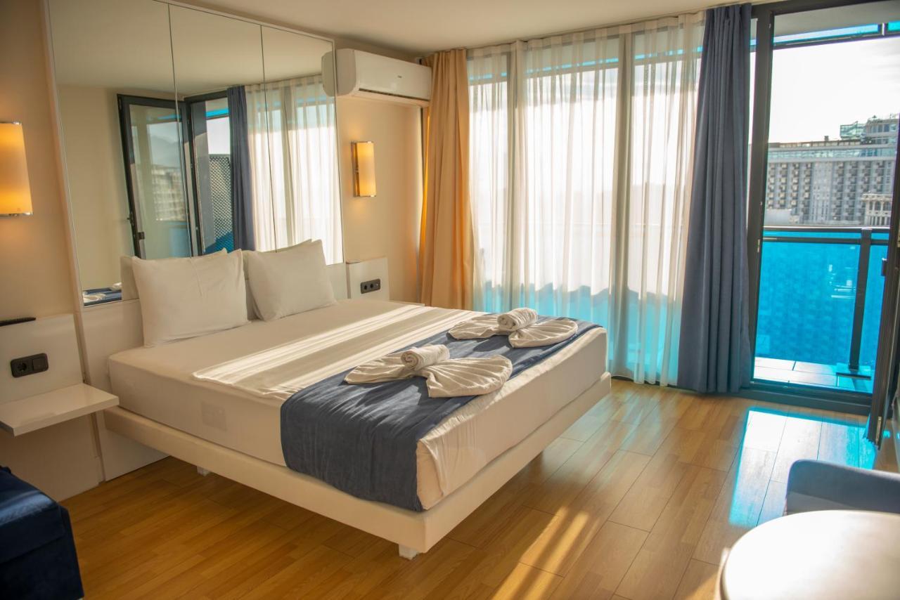 Orbi City Aparthotel Black Sea View Batumi Exterior photo