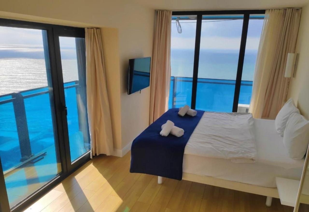 Orbi City Aparthotel Black Sea View Batumi Exterior photo