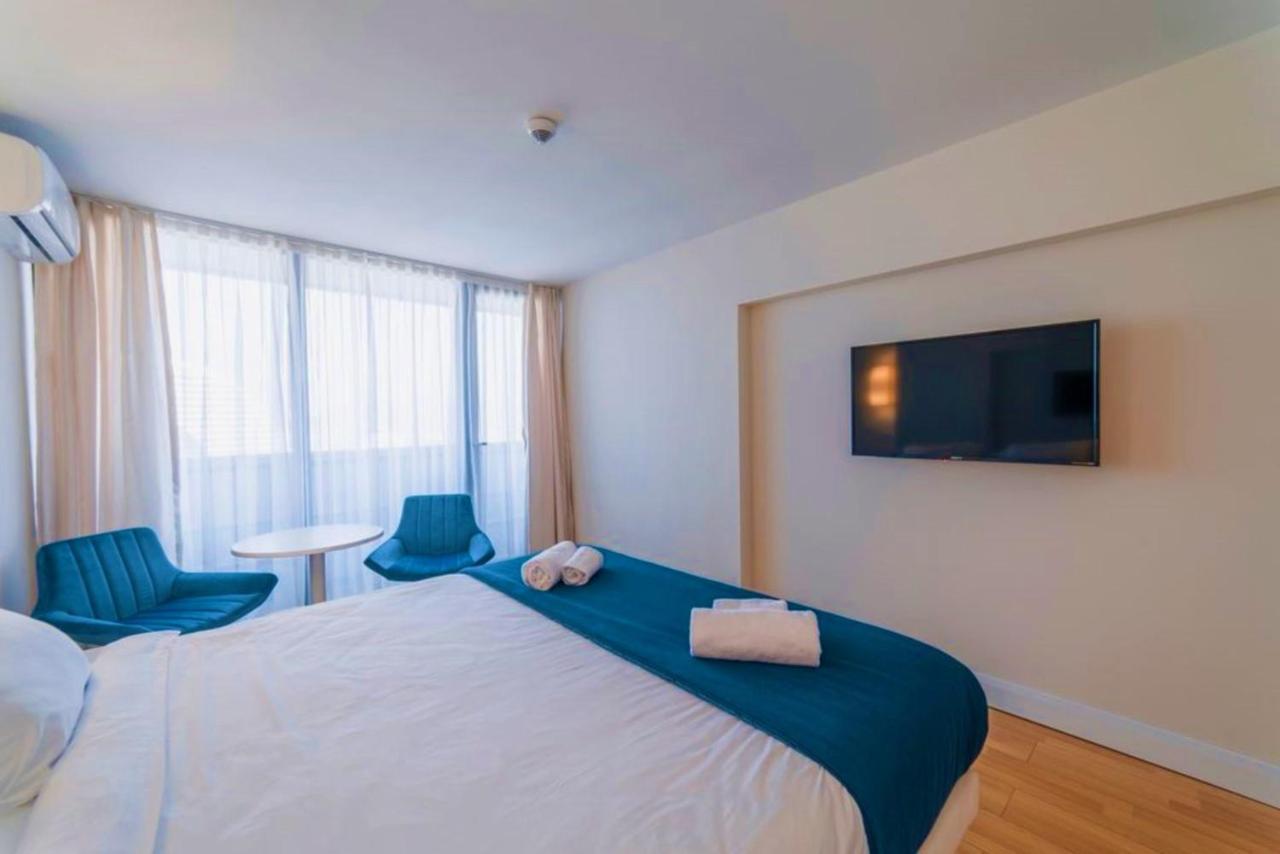 Orbi City Aparthotel Black Sea View Batumi Exterior photo