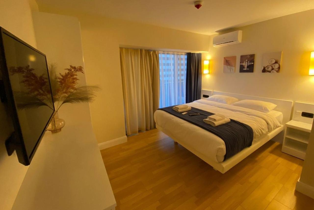 Orbi City Aparthotel Black Sea View Batumi Exterior photo